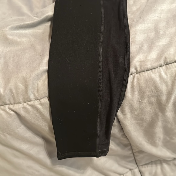 Fabletics Black NWT Size M. Never worn. 74.95. Mesh accents. - Picture 7 of 10